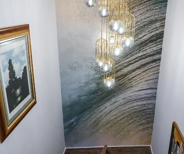 Apartament The Chic Retreat *