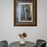 The Chic Retreat *